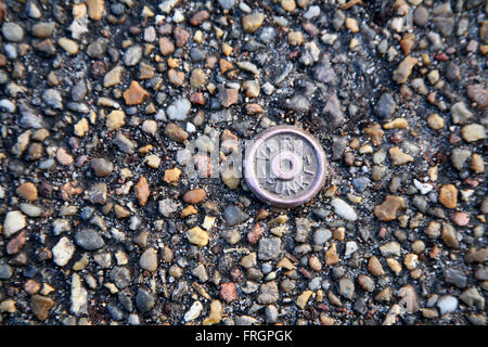 Messpunkt auf der Straße Stockfoto