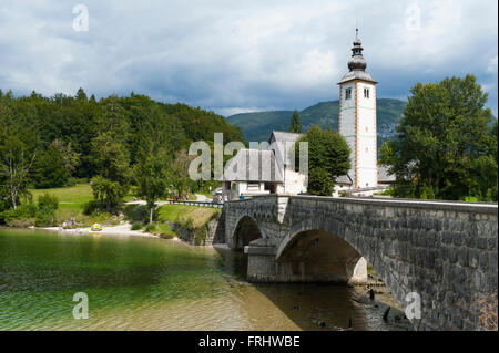 St. Johannes der Täufer Kirche in Ribčev Laz, Bohinj-See, Gemeinde Bohinj Region Oberkrain, Slowenien, Europa Stockfoto