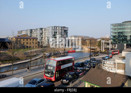 Bauarbeiten um Kings Cross und Euston Road London UK Stockfoto