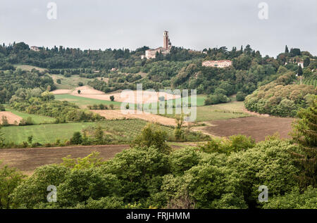 In der Nähe von Vicenza, Italien. Die Basilika von Monte Berico, vom Tal aus gesehen Stockfoto