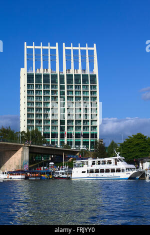 VALDIVIA, CHILE - 3. Februar 2016: Hotel Dreams Pedro de Valdivia im Zentrum Stadt am 3. Februar 2016 in Valdivia, Chile. Stockfoto