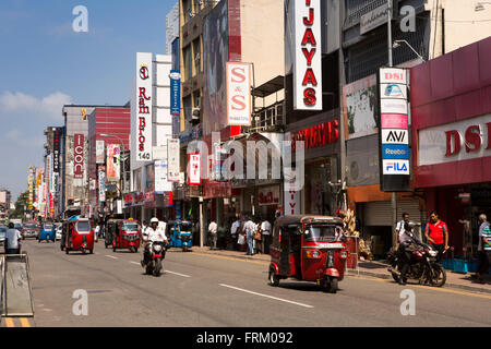 Main Street, Verkehr, Colombo, Sri Lanka und Pettah Basar Stockfoto