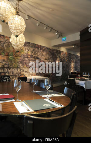 Dining Hall HILTL das weltweit älteste durchgehend offen vegetarische Restaurant in Zürich Stockfoto