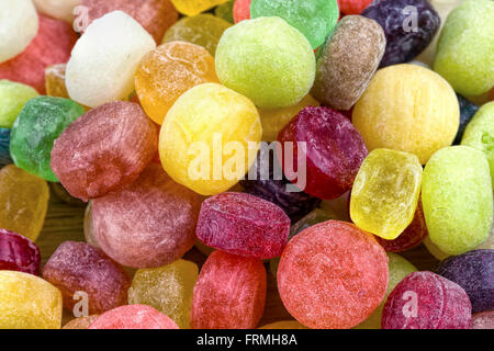 Kleine Runde bunte Bonbons Stockfoto