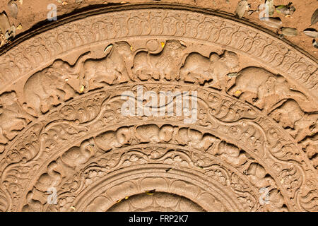 Sri Lanka, Anuradhapura, Abhayagiri Kloster, Mondstein II bei Rathna (Rathna) Prasada Stockfoto