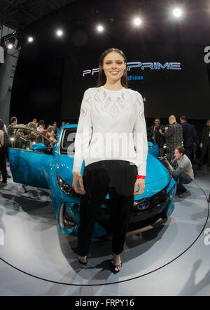 New York, USA. 23. März 2016. Coco Rocha besucht Präsentation des Toyota Prius Prime 2017 auf New York International Auto Show im Jacob Javits Center Credit: Lev Radin/Alamy Live-Nachrichten Stockfoto