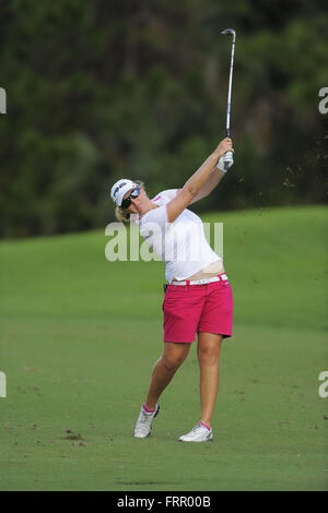 Daytona Beach, FL, USA. 29. September 2013. Perrine Delacour während der dritten Runde der Symetra Tour Championship LPGA International am 29. September 2013 in Daytona Beach, Florida. ZUMA Press/Scott A. Miller © Scott A. Miller/ZUMA Draht/Alamy Live-Nachrichten Stockfoto