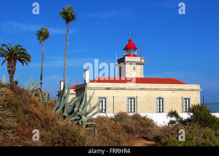 Leuchtturm von Ponta da Piedade in Lagos, Algarve, Portugal Stockfoto