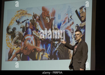 Emporia, Kansas, USA, 28. April 2015 Bill Rosemann Creative Director von Marvel Comics hält Vorträge bei ESU Credit: Mark Reinstein Stockfoto