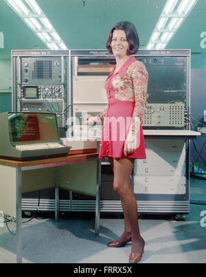 Ein Atlas-Raketentest, der in diesem Bild aus der Atlas-Negativsammlung aufgenommen wurde. Das Atlas ICBM war eine Schlüsselkomponente bei der Entwicklung von US-Raketenabwehrsystemen während des Kalten Krieges und trug zu Fortschritten in der Raketentechnologie bei. Stockfoto