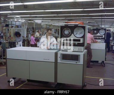 Ein früherer Atlas-Raketentest, der in diesem Bild aus der Atlas negative Collection aufgenommen wurde. Die Atlas-Rakete spielte eine wichtige Rolle im US-amerikanischen ICBM-Programm, indem sie Raketentechnologie und strategische Verteidigungsfähigkeiten vorantreibt. Stockfoto