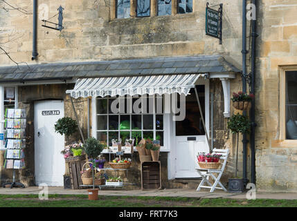 Blumenladen in Chipping Campden, Gloucestershire, England Stockfoto