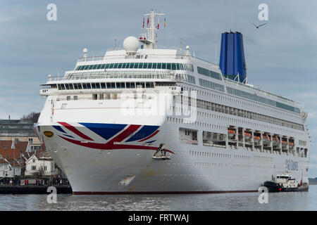 P & O Oriana Kreuzfahrtschiff angedockt in Stavanger, Norwegen. Stockfoto