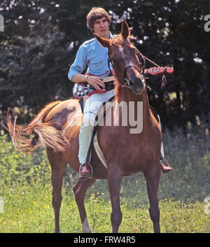 "Pfeifen" JACK SMITH (John O'Neil) folgten Sänger im Jahr 1967 Stockfoto