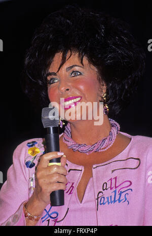 Pittsburgh, Pennsylvania, USA, 16. September 1992 Elizabeth Taylor und Larry Fortensky "Weißen Diamanten" Credit: Mark Reinstein Stockfoto