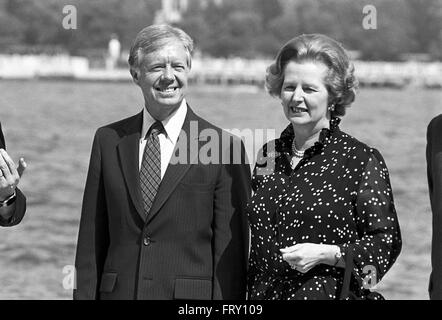 Jimmy Carter, Präsident der Vereinigten Staaten, und die britische Premierministerin Margaret Thatcher in Venedig für die G7-Gipfel im Juni 1980 - Jimmy Carter, Presidente Degli Stati Uniti d ' America, e ll Primo Ministro Inglese Margaret Thatcher a Venezia pro il Gipfel G7 Nel Giugno 1980 Stockfoto