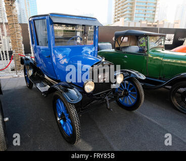 Dubai, Vereinigte Arabische Emirate. 24. März 2016. Modell T von Ford auf dem Display am Eröffnungstag 2016 Emirates Oldtimer-Festival in Downtown Dubai Credit: Iain Masterton/Alamy Live News Stockfoto