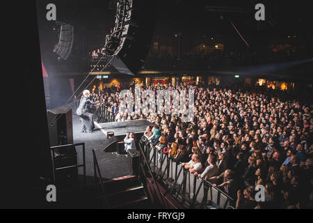 24. März 2016 - Ru Paul Drag Race: Kampf der Jahreszeiten, um das O2-Ritz in Manchester mit Adore Delano, Courtney Act, Jinkx Monsun, Katja, Pandora Boxx, Sharon Nadeln, violett Chachki und präsentieren hosten, Michelle Visage, 2016 © Myles Wright/ZUMA Draht/Alamy Live News Stockfoto