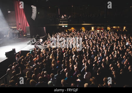24. März 2016 - Ru Paul Drag Race: Kampf der Jahreszeiten, um das O2-Ritz in Manchester mit Adore Delano, Courtney Act, Jinkx Monsun, Katja, Pandora Boxx, Sharon Nadeln, violett Chachki und präsentieren hosten, Michelle Visage, 2016 © Myles Wright/ZUMA Draht/Alamy Live News Stockfoto