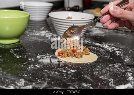 Teig Füllung im Hause ambient Stockfoto
