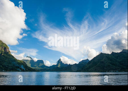 Cooks Bay und Bali Hai Berg, Moorea, Französisch-Polynesien, Südsee Stockfoto