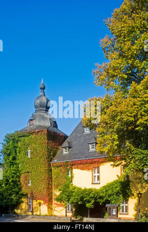 BRD, Nordrhein-Westfalen, Rheinisch-Bergischen Kreis, Bergisch-Gladbach, Burg Zweiffel Im Ortsteil Herrenstrunden Stockfoto