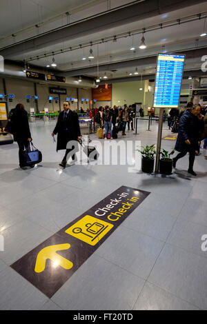 Terminal 2 des Flughafens Humberto Delgado Portela in Lissabon, Portugal, Europa Stockfoto