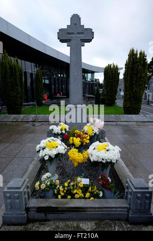 Grab des irischen Revolutionsführers Michael Collins in Glasnevin Cemetery in Dublin, Irland, Europa Stockfoto