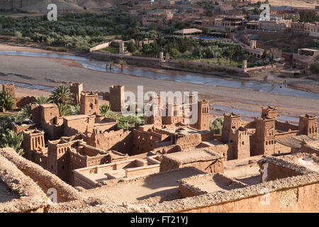 Blick auf das 11. Jahrhundert Kasbah von Ait Benhaddou Stockfoto