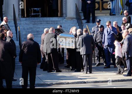 Die Beerdigung von großen Ang mit: Gast, Atmosphäre wo: Manhattan, New York, Vereinigte Staaten, wann: 22. Februar 2016 Stockfoto