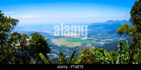 Blick vom Mount Raya, der höchste Berg auf der Insel Langkawi, Kedah, Malaysia. Stockfoto