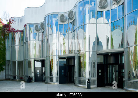 Deutschland, Nordrhein-Westfalen, Bonn, Haupteingang der Kunst-Und Ausstellungshalle der Bundesrepublik Deutschland Stockfoto