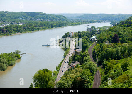 Deutschland, Rheinland-Pfalz, Rolandsbogen, Blick Über Den Rhein Nach Rolandseck, verbindet Die Spitze der Rheininsel Nonnenwerth Stockfoto