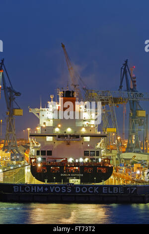 Containerschiff im Trockendock im Hamburger Hafen, Hamburg, Deutschland, Europa Stockfoto