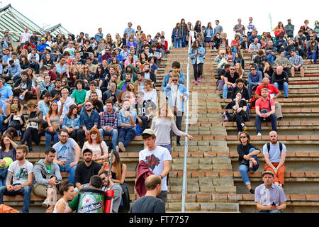 BARCELONA - 30 Mai: Publikum ein Konzert beim Festival Heineken Primavera Sound 2014 (PS14) Uhr. Stockfoto