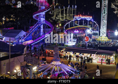 Paris, Frankreich. 25. März 2016. Foire du Trône öffnet sich die 25. März 2016, Paris, Frankreich-Credit: Bernard Menigault/Alamy Live News Stockfoto