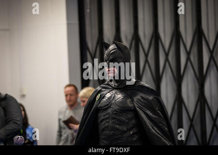 Birmingham, UK, 26. März 2016. Verschiedenen Cosplay-Zeichen bei Schlaflosigkeit 57 Credit: Steven Reh/Alamy Live News Stockfoto