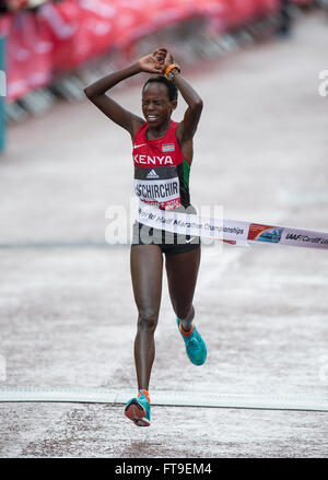 Cardiff, UK. 26. März 2016. Peres Jechirchir (Kenia) Gewinner des halben Marathon-Rennen der Frauen bei der IAAF / Cardiff Universität Halb Marathon Weltmeisterschaften, Cardiff UK Samstag, 26. März 2016 Credit: Gary Mitchell/Alamy Live News Stockfoto