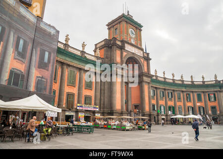 Piazza Dante Alighieri, historischen Zentrum von Neapel - National Internat Convitto Nazionale Vittorio Emanuele II Stockfoto