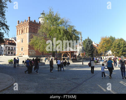 Sandomierz, Altstädter Ring mit der zentralen Markthalle, Woiwodschaft Podkarpackie, Polen Stockfoto