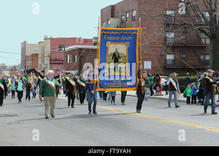 Demonstranten in St. Patricks Day parade Yonkers New York Stockfoto