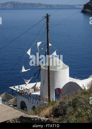 Santorini griechische Inseln Thirasia Windmühle Stockfoto