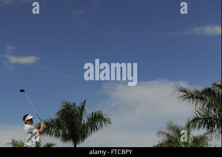 Doral, Fla, USA. 10. März 2012. Keegan Bradley in der dritten Runde der World Golf Championship Cadillac Championship auf dem TPC Blue Monster Course im Doral Golf Resort And Spa auf 10. März 2012 in Doral, Florida ZUMA PRESS / Scott A. Miller. © Scott A. Miller/ZUMA Draht/Alamy Live-Nachrichten Stockfoto