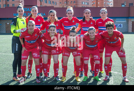 Oviedo, Spanien. 27. März 2016. Erstes Team von RCD Espanyol während des Fußballspiels der spanischen Frauen-Fußball-Liga zwischen Oviedo Moderno CF und RCD Espanyol im Diaz Vega-Stadion am 27. März 2016 in Oviedo, Spanien. Bildnachweis: David Gato/Alamy Live-Nachrichten Stockfoto