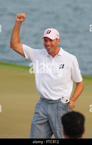 13. Mai 2012 - Ponte Vedra, Florida, USA - feiert Matt Kuchar die Players Championship am TPC Sawgrass im 13. Mai 2012 in Ponte Vedra, Florida zu gewinnen... Â © 2012 Scott A. Miller. (Kredit-Bild: © Scott A. Miller über ZUMA Draht) Stockfoto