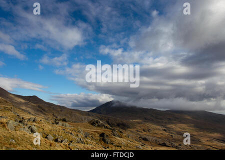 Blick Richtung Craig Wen von Rhyd Ddu Pfad, Snowdon, Snowdonia. Stockfoto