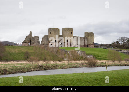 Rhuddlan Burg in Denbighshire Wales wurde von Edward 1 erbaut 1277 nach dem ersten Welsh-Krieg Stockfoto