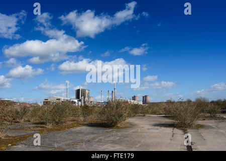 Einmal eine stark industrialisierte Gegend mit chemischen Werke erstreckt sich von West Bank in Widnes zum Kraftwerk. Stockfoto