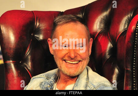 England-Legende Paul Gascoigne im Teatro Epstein, Liverpool.  Mit: Paul Gascoigne wo: Liverpool, Vereinigtes Königreich bei: 26. Februar 2016 Stockfoto