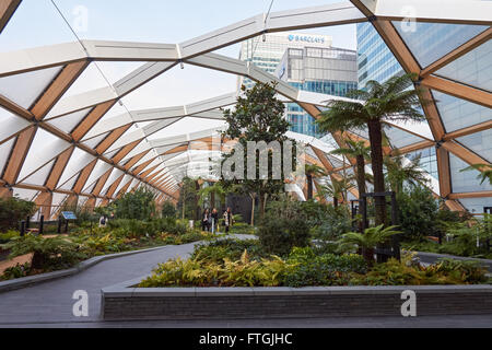 Crossrail Ort Dachgarten in Canary Wharf, London England Vereinigtes Königreich UK Stockfoto